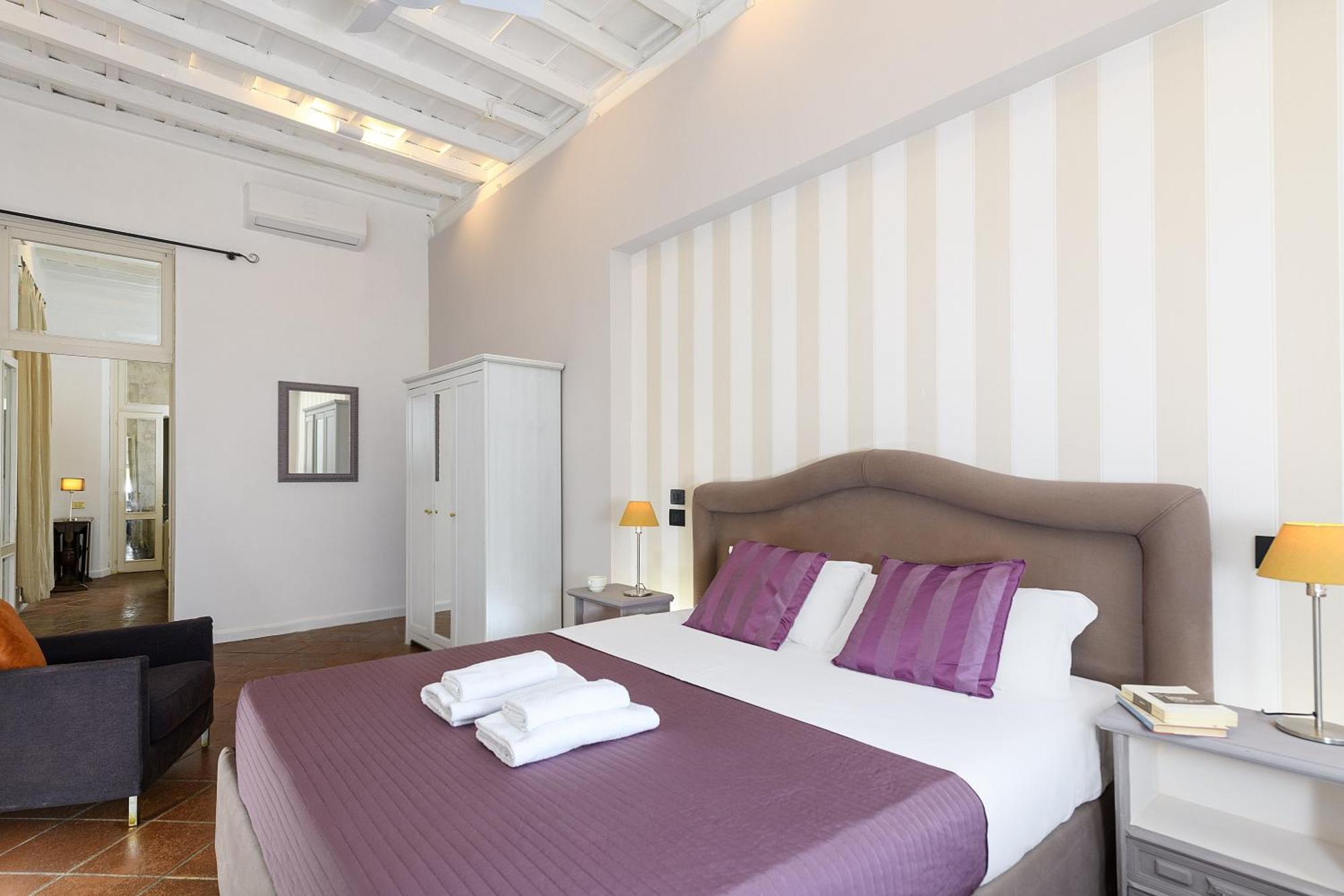 Bernini Al Borgo Apartment โรม ภายนอก รูปภาพ